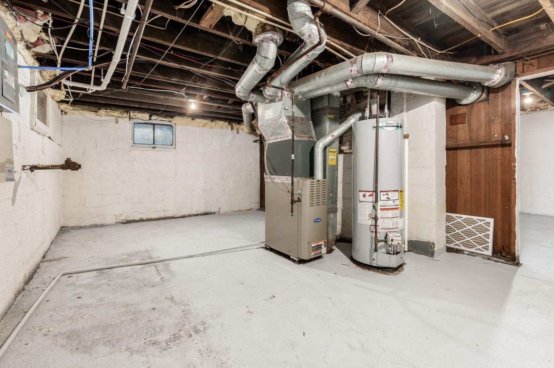 859 Whittier St, Columbus OH  43206-1582 exterior