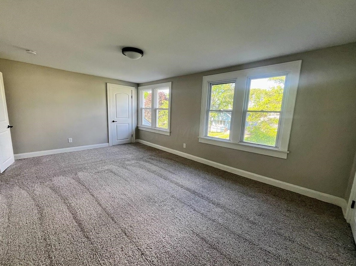 587 Eureka Ave, Columbus OH 43204-2911 exterior