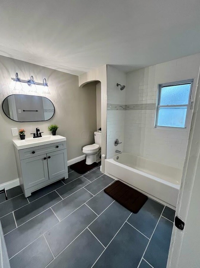 587 Eureka Ave, Columbus OH 43204-2911 exterior