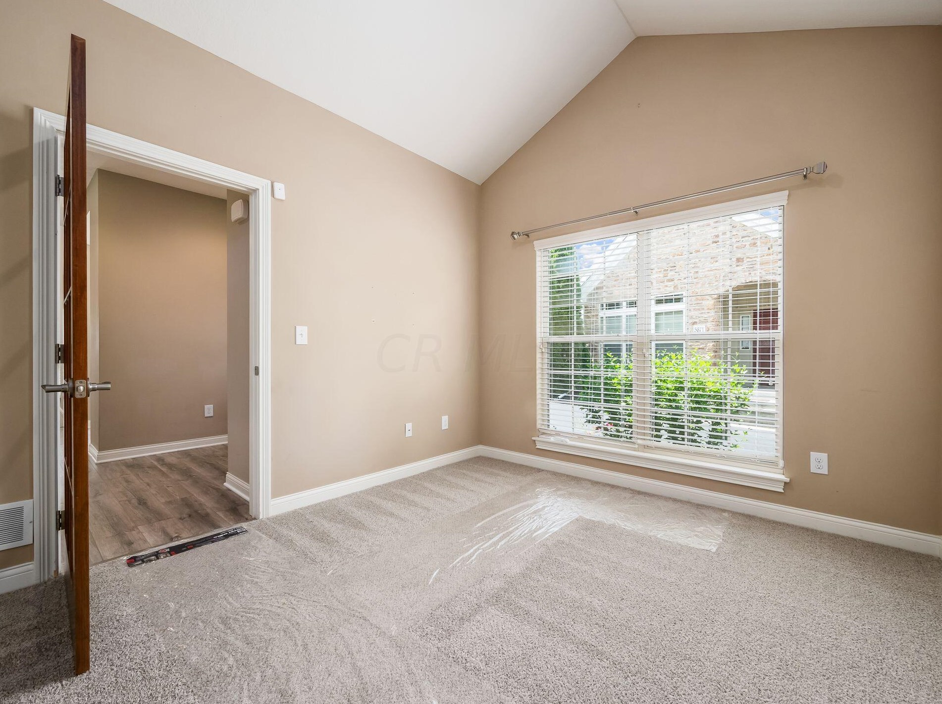 5657 Slater Rdg, Hilliard OH  43026-7477 exterior