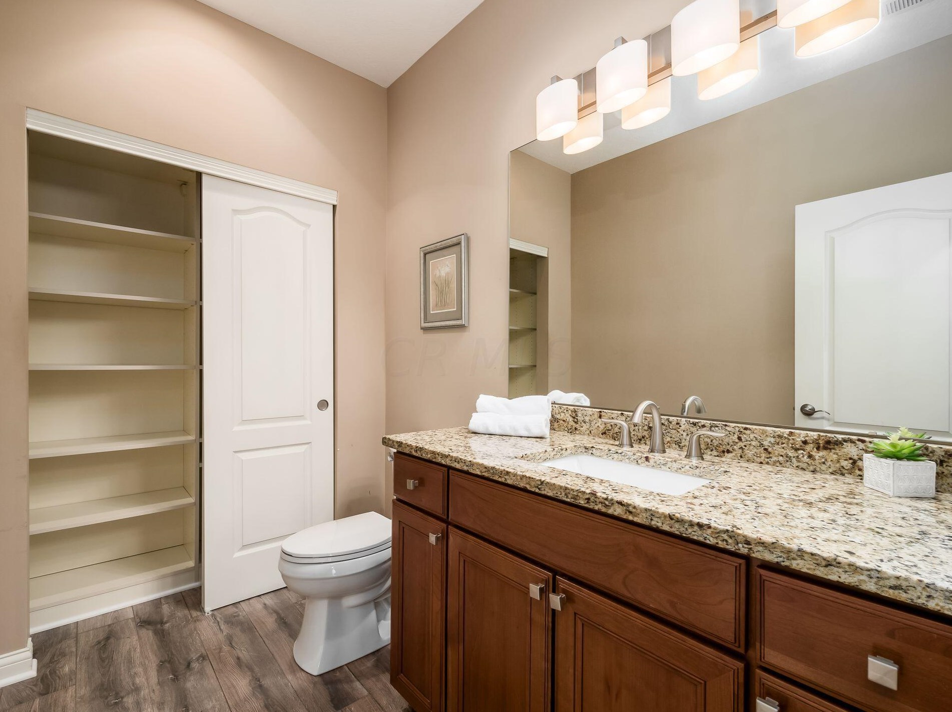 5657 Slater Rdg, Hilliard OH  43026-7477 exterior