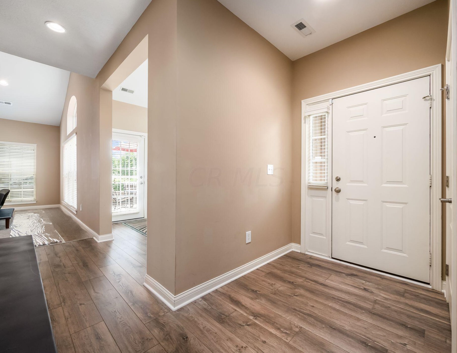 5657 Slater Rdg, Hilliard OH  43026-7477 exterior