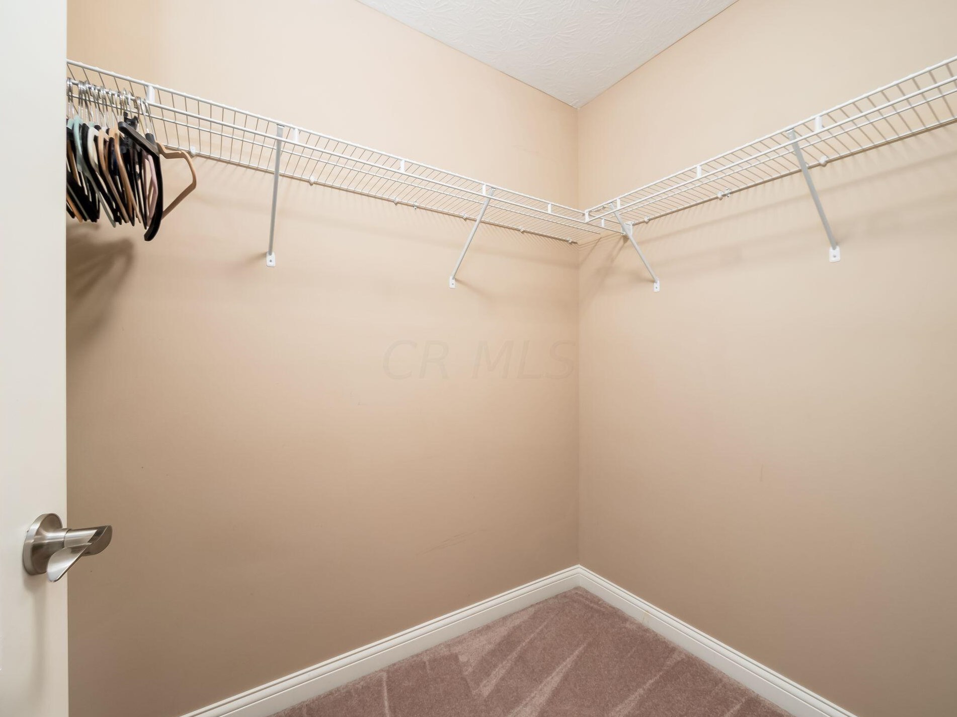 5657 Slater Rdg, Hilliard OH  43026-7477 exterior