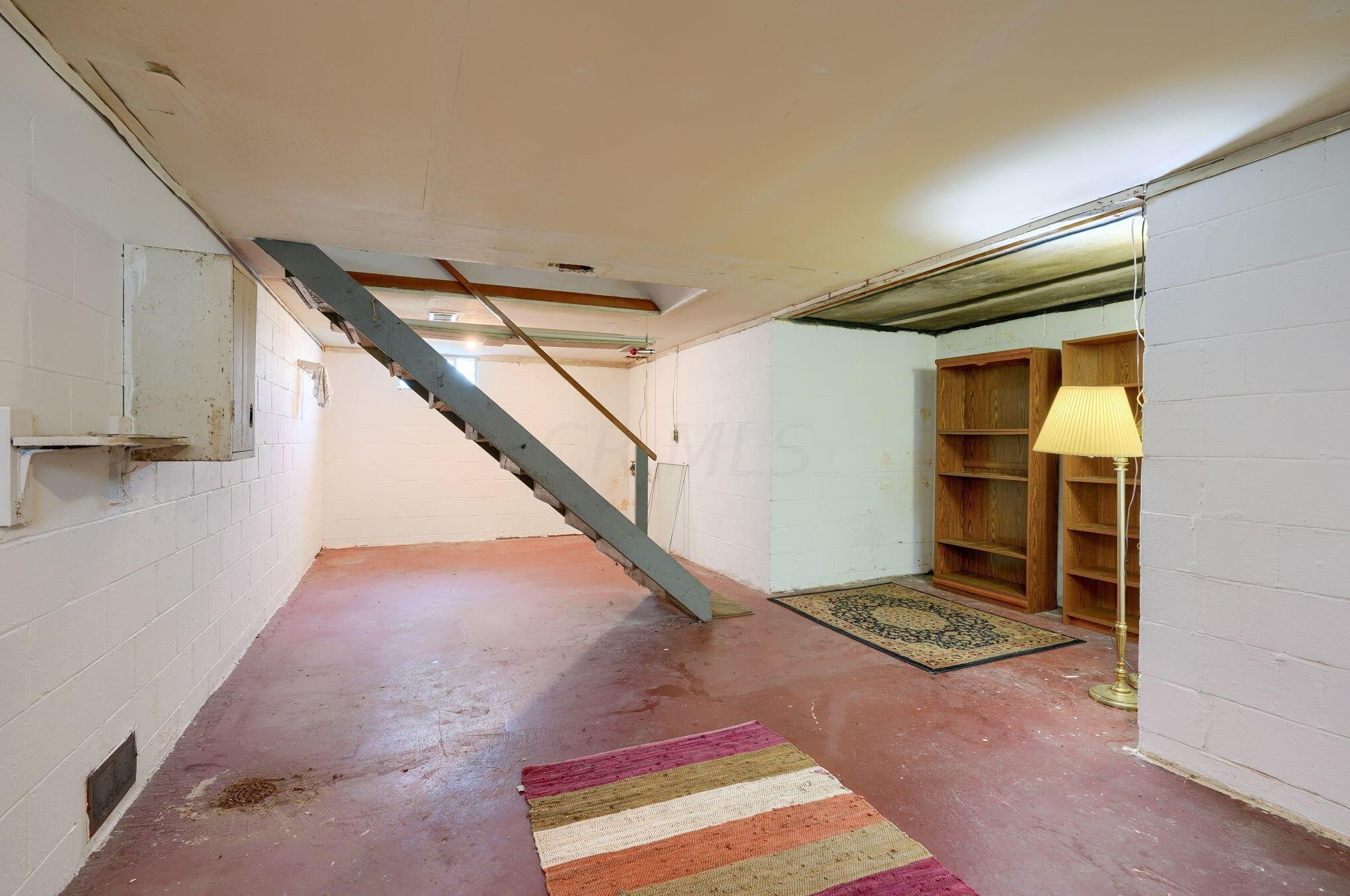 1029 Dunedin Rd, Columbus OH  43224-3303 exterior