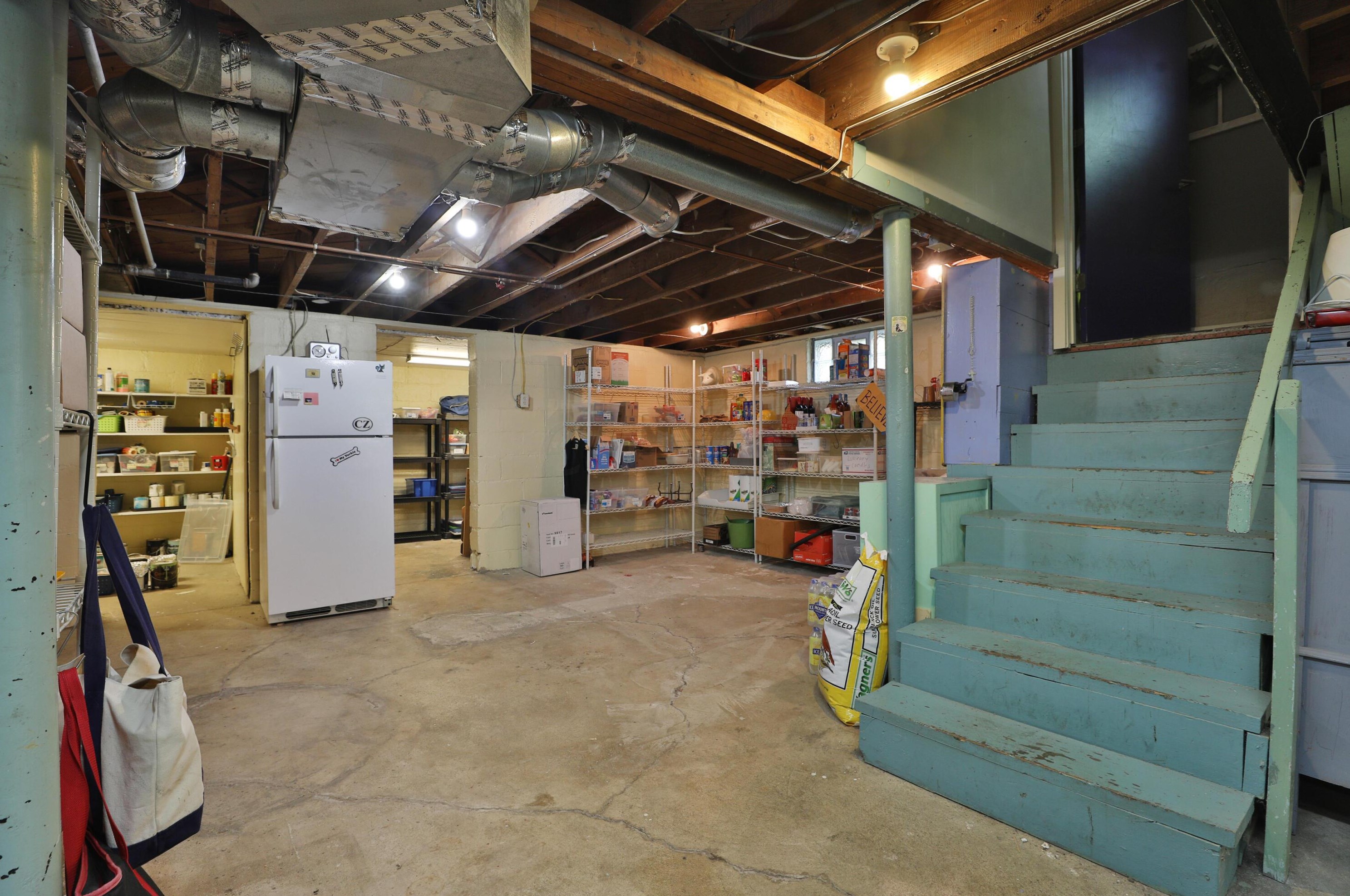 129 Schreyer Pl, Columbus OH  43214-2724 exterior