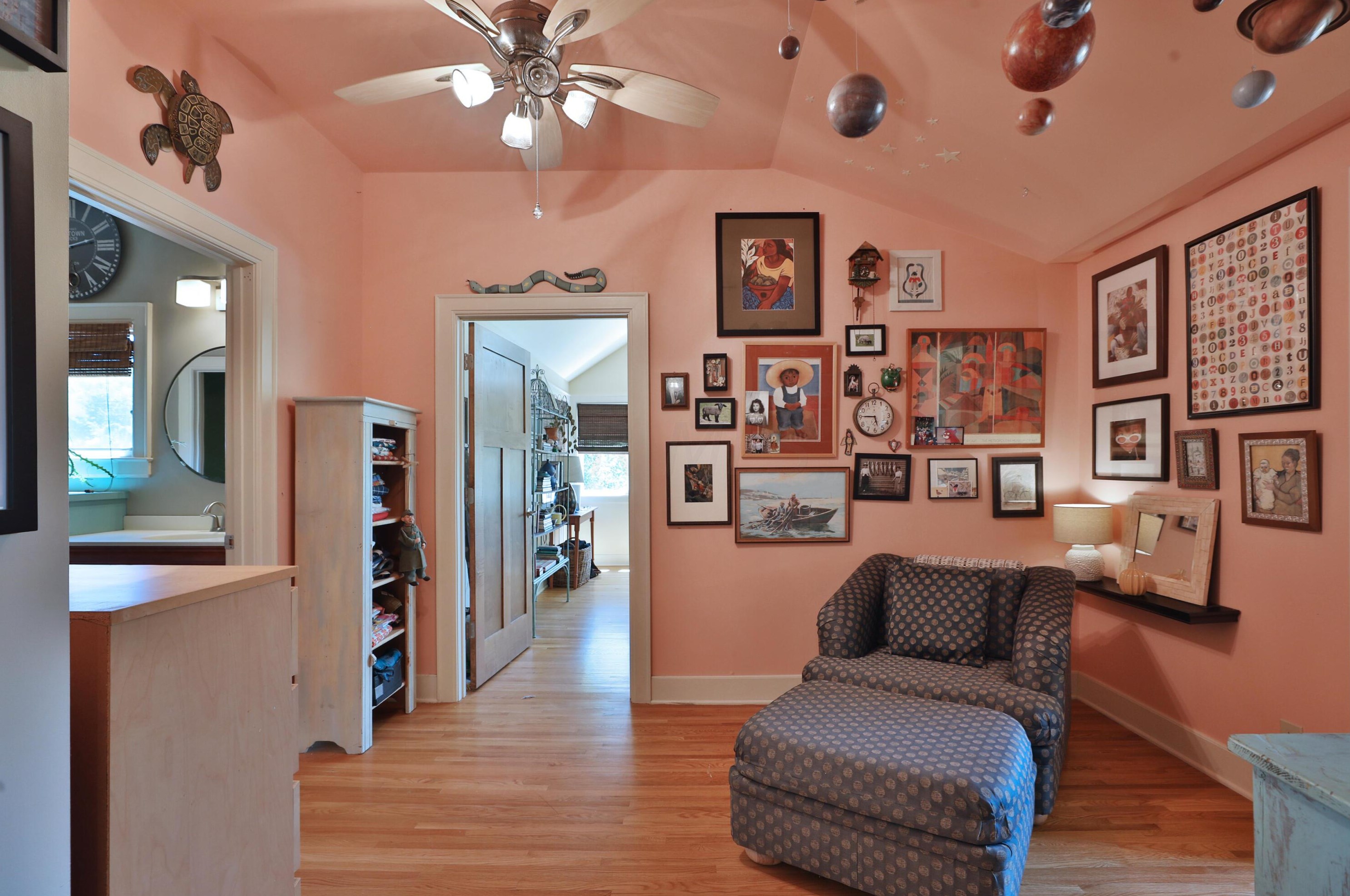 129 Schreyer Pl, Columbus OH  43214-2724 exterior