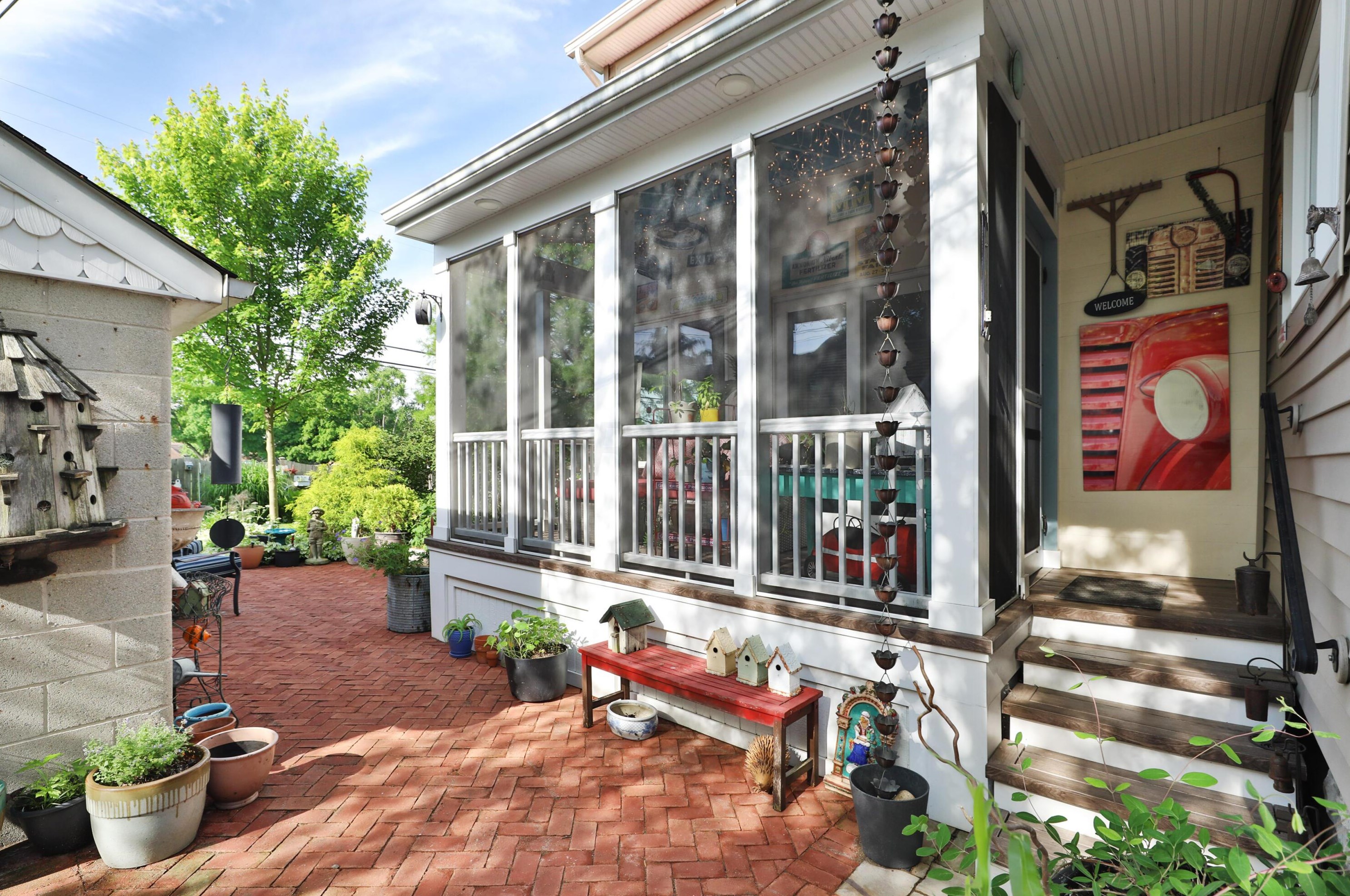 129 Schreyer Pl, Columbus OH  43214-2724 exterior