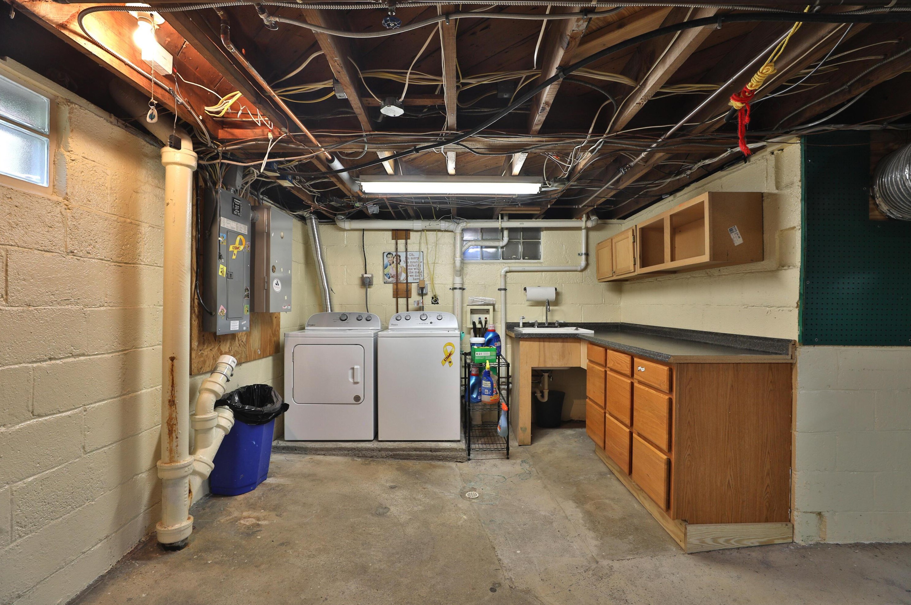 129 Schreyer Pl, Columbus OH  43214-2724 exterior