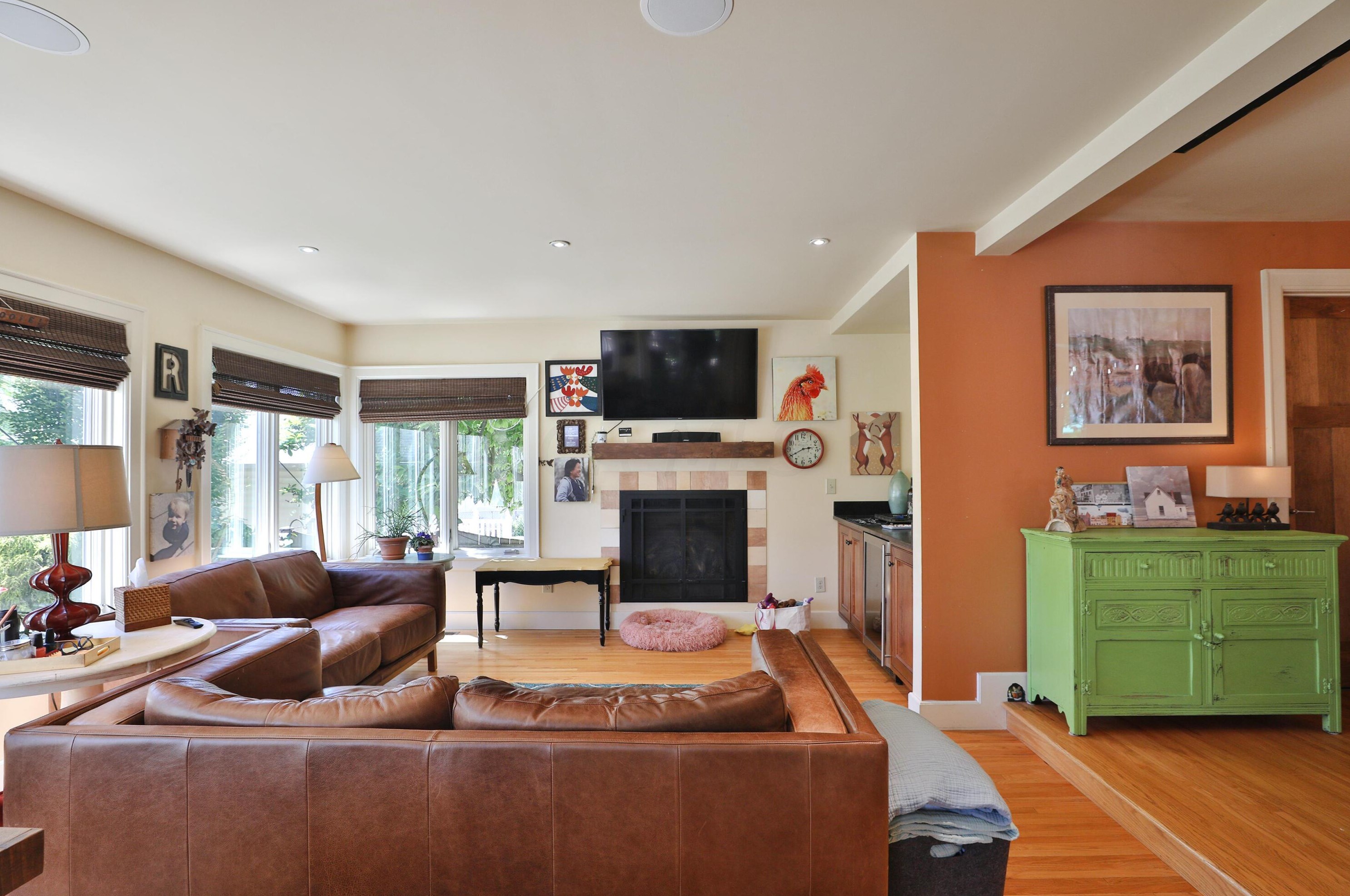 129 Schreyer Pl, Columbus OH  43214-2724 exterior