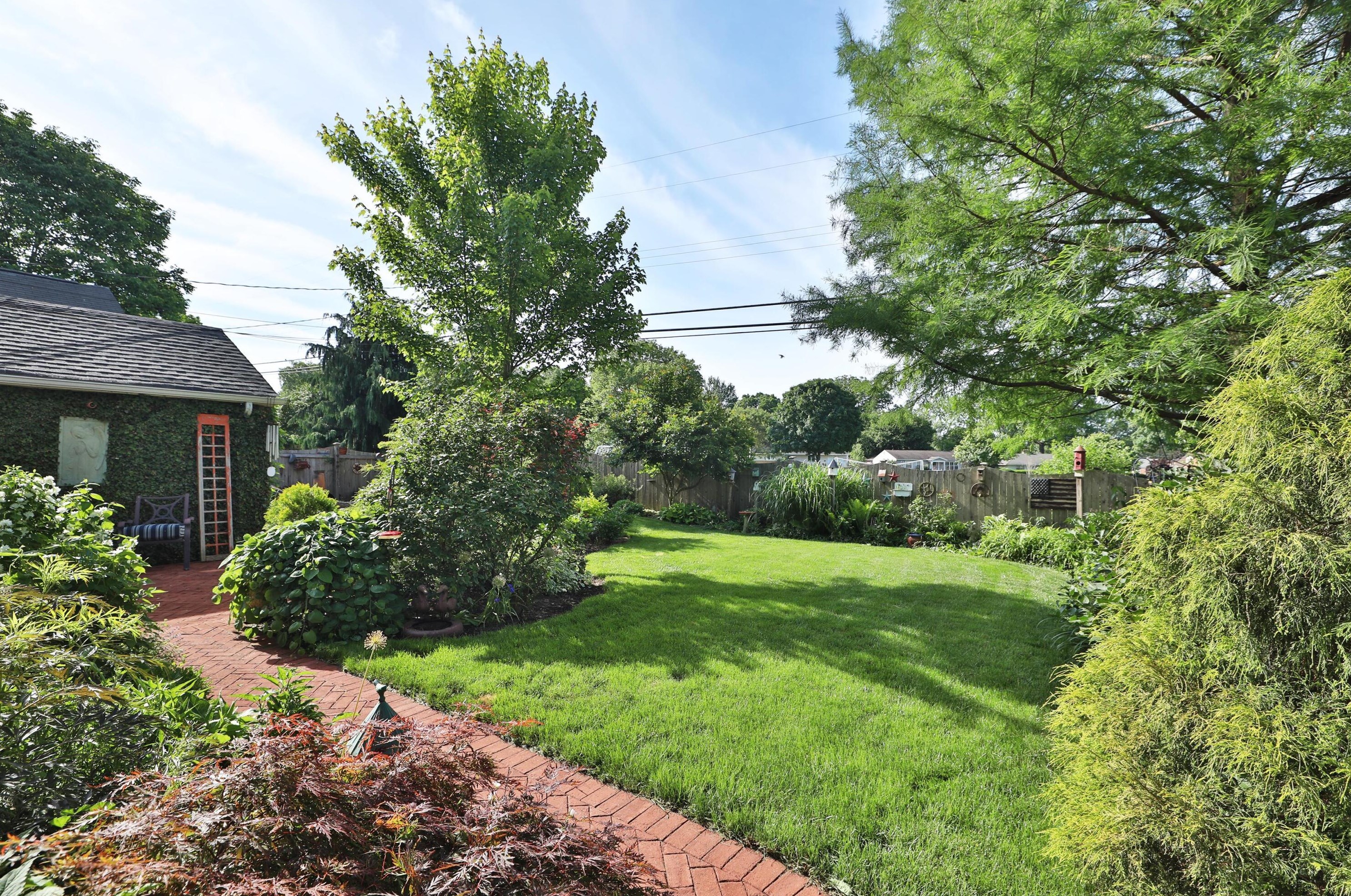 129 Schreyer Pl, Columbus OH  43214-2724 exterior