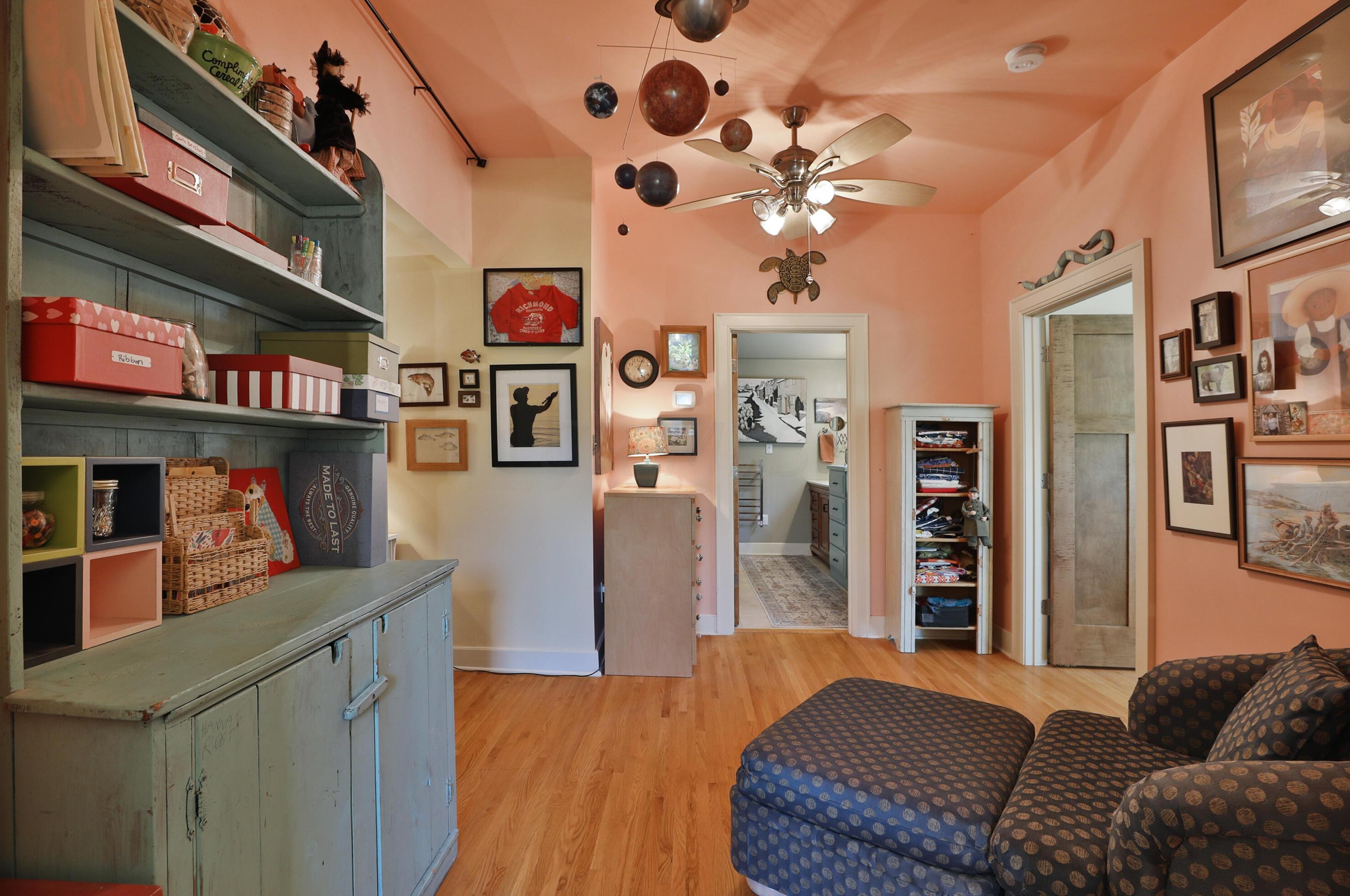 129 Schreyer Pl, Columbus OH  43214-2724 exterior