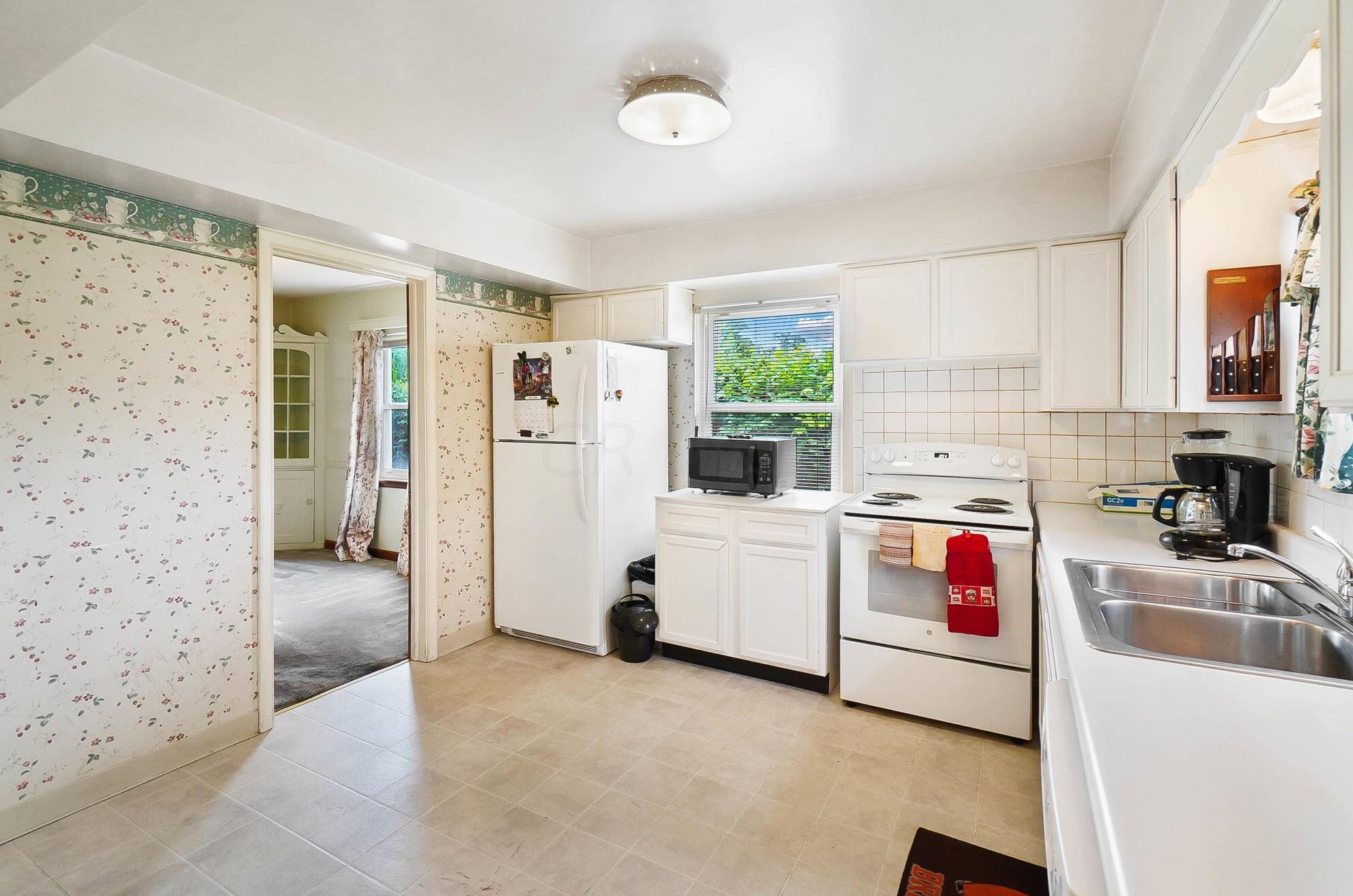 512 James Rd, Columbus OH  43213-2710 exterior