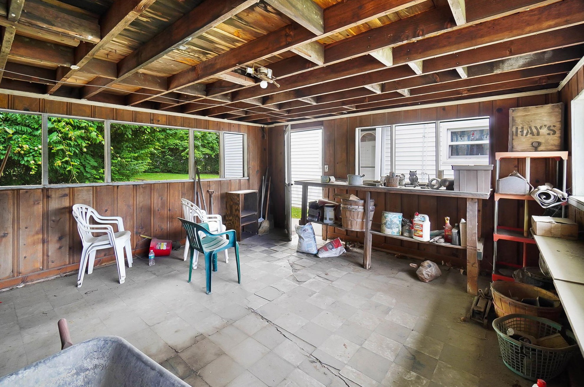 512 James Rd, Columbus OH  43213-2710 exterior