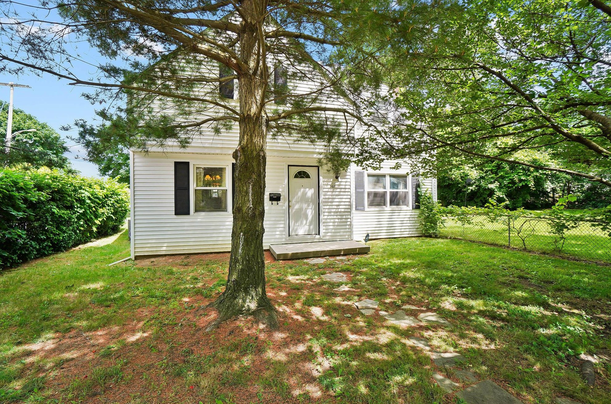 512 James Rd, Columbus OH  43213-2799 exterior