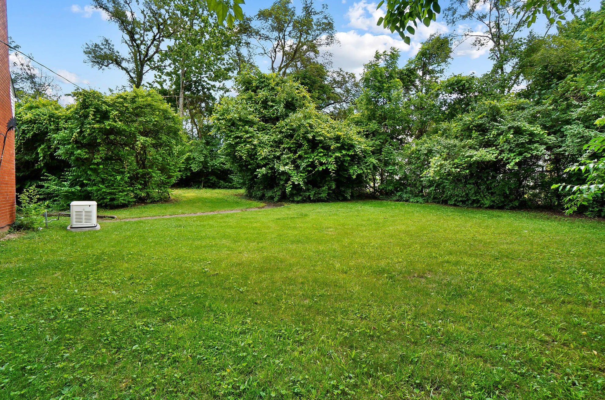 512 James Rd, Columbus OH  43213-2710 exterior