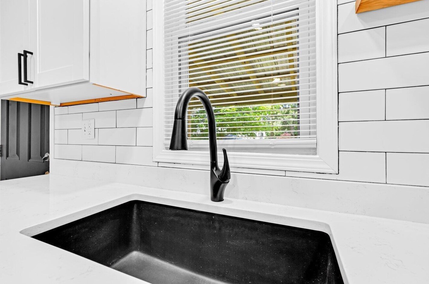 831 Berkeley Rd, Columbus OH 43205-2902 exterior