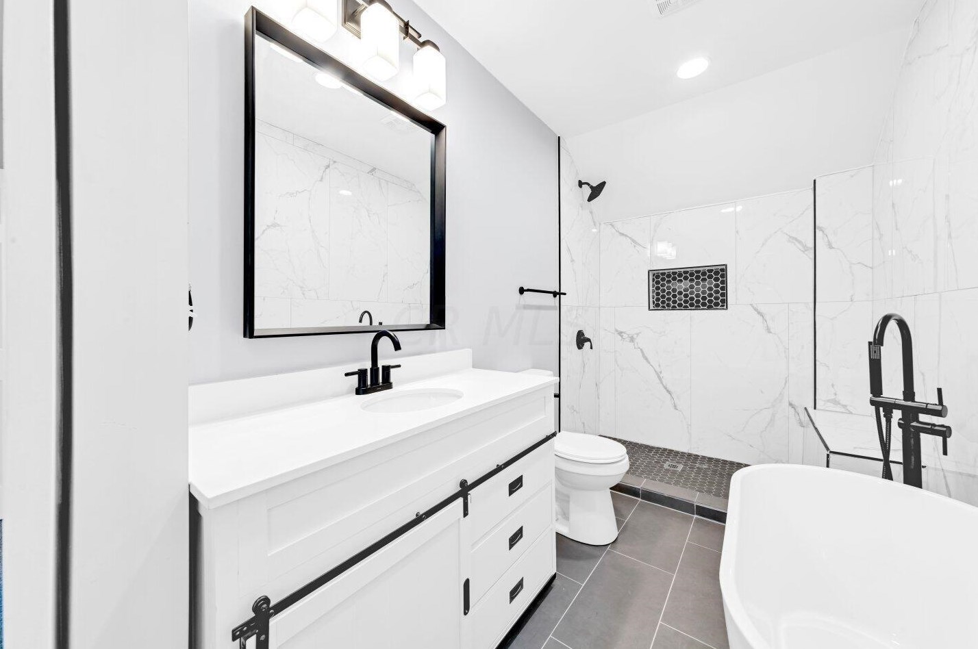 831 Berkeley Rd, Columbus OH 43205-2902 exterior