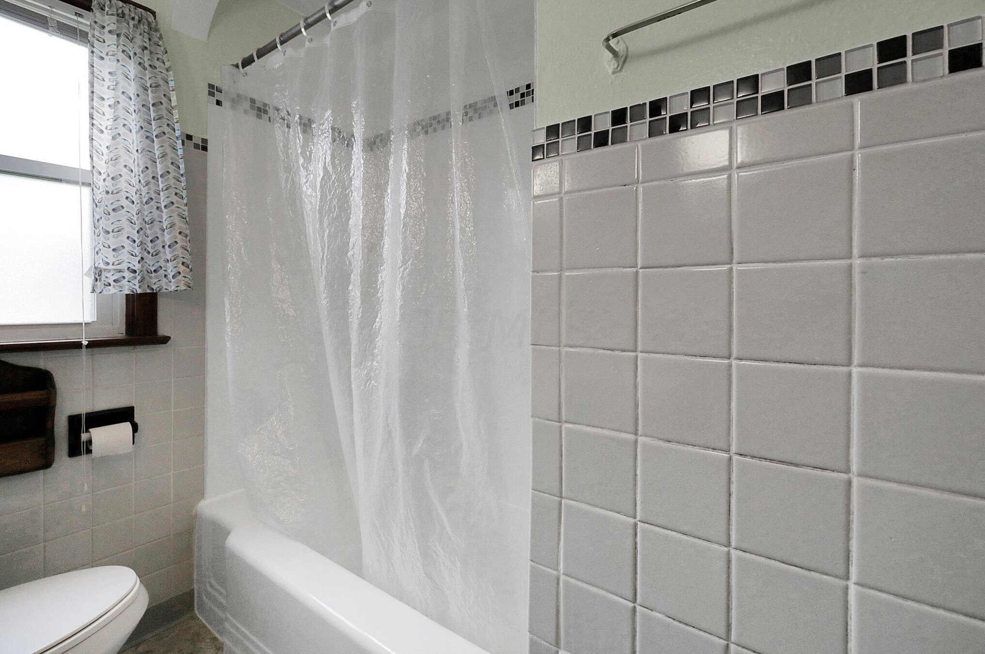 643 Columbia Ave, Columbus OH 43209-1411 exterior