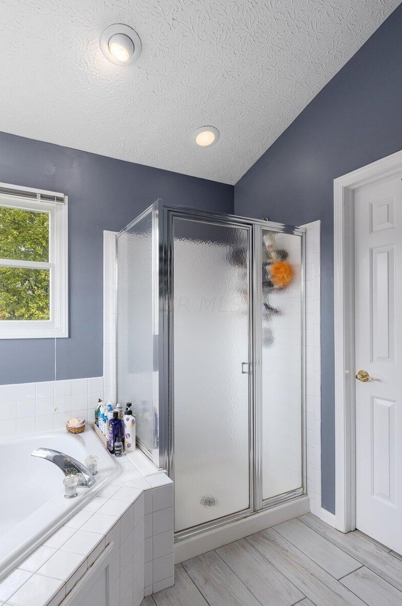 7516 Burgstresser Ct, Cnl Wnchstr OH  43110-8432 exterior