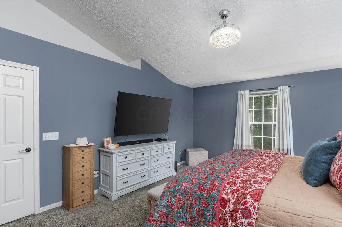 7516 Burgstresser Ct, Cnl Wnchstr OH  43110-8432 exterior