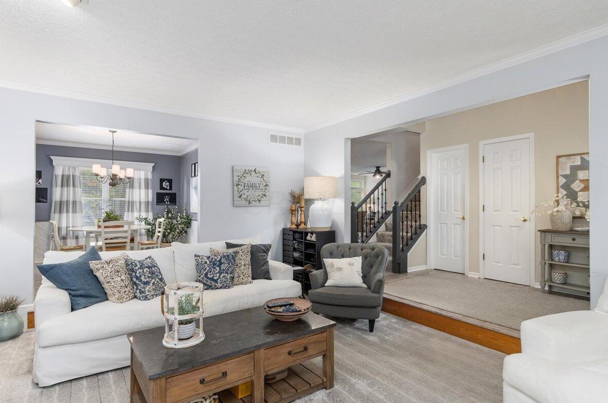 7516 Burgstresser Ct, Cnl Wnchstr OH  43110-8432 exterior