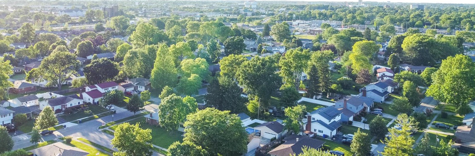 5635 Sandalwood Blvd, Columbus OH 43229-4327 exterior