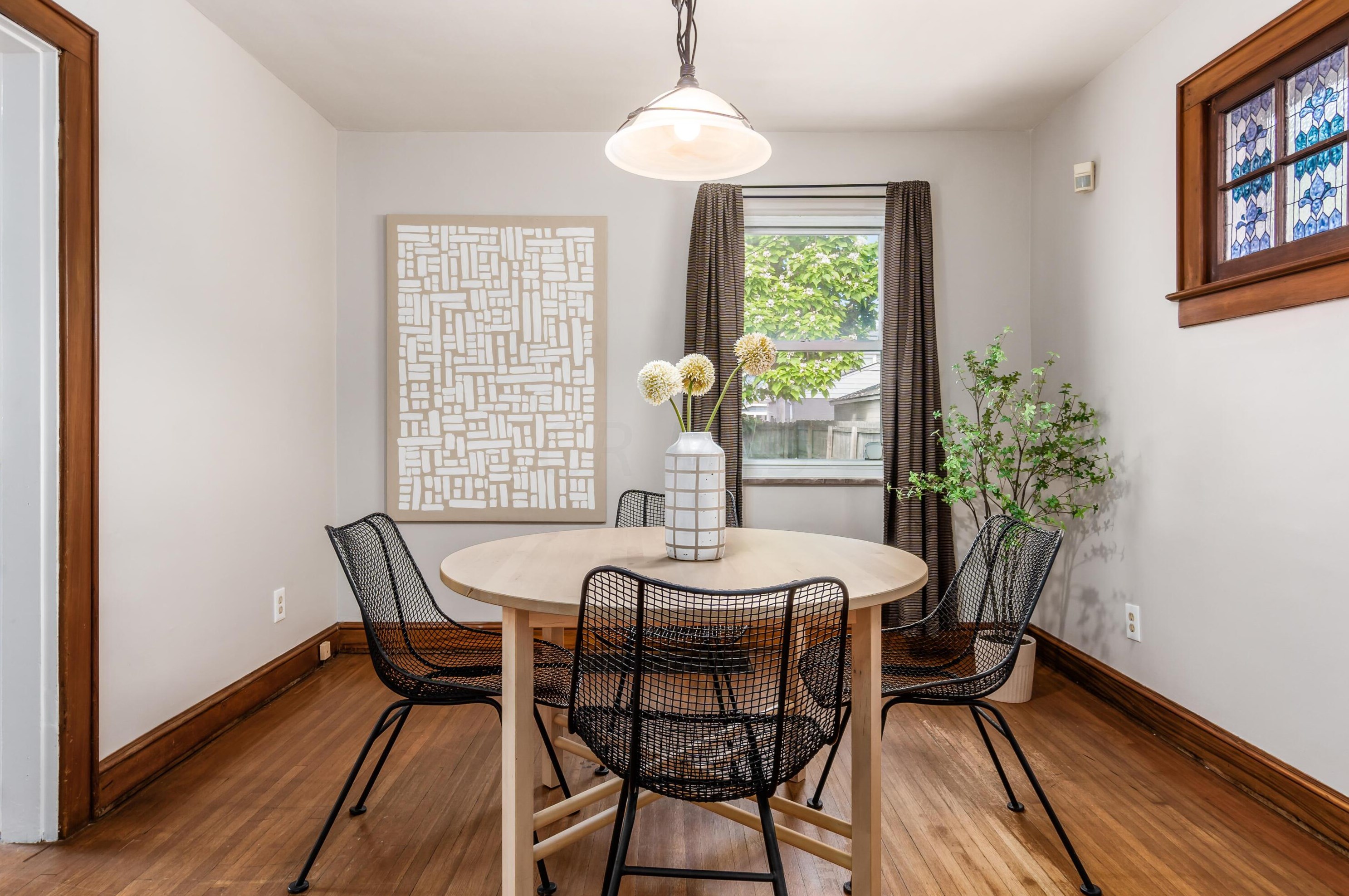 559 Columbian Ave, Columbus OH 43223-1606 exterior