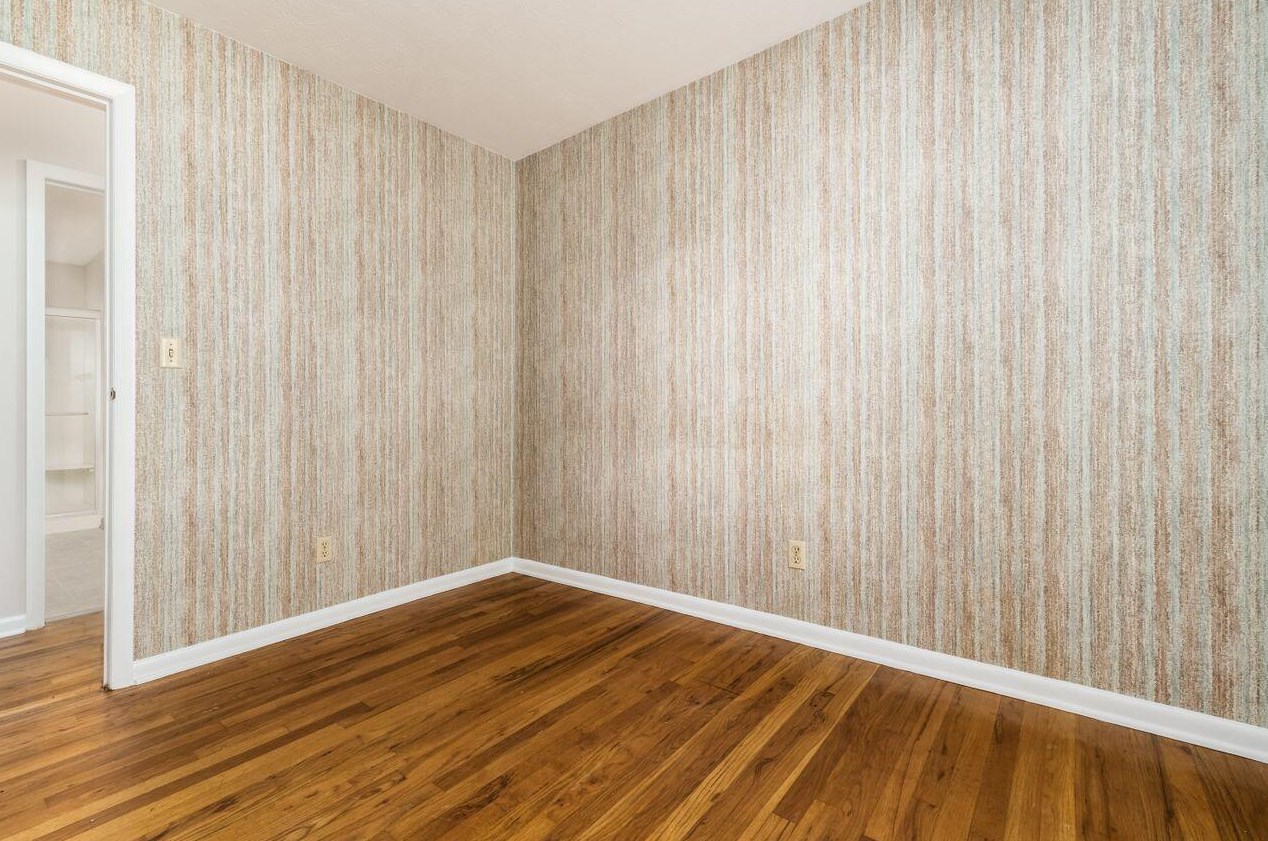 5072 Holbrook Dr, Columbus OH 43232-6604 exterior