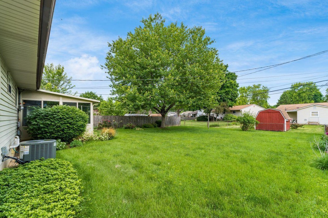 5072 Holbrook Dr, Columbus OH 43232-6604 exterior