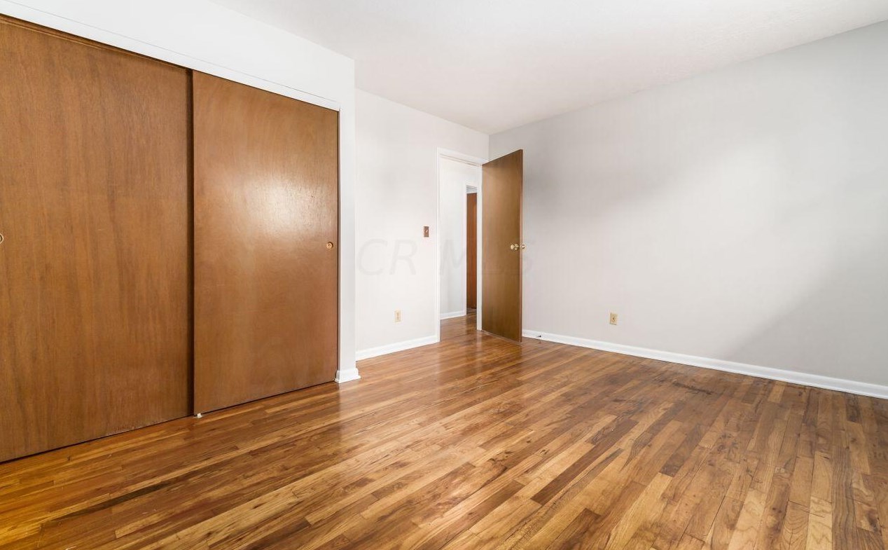 5072 Holbrook Dr, Columbus OH 43232-6604 exterior