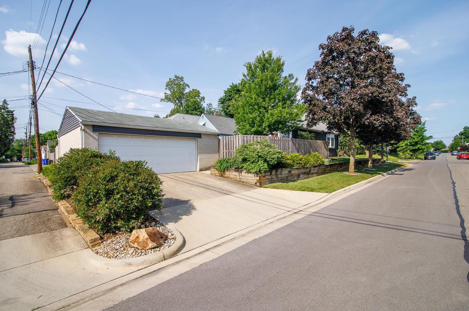 879 Oxley Rd, Columbus OH  43212-3709 exterior