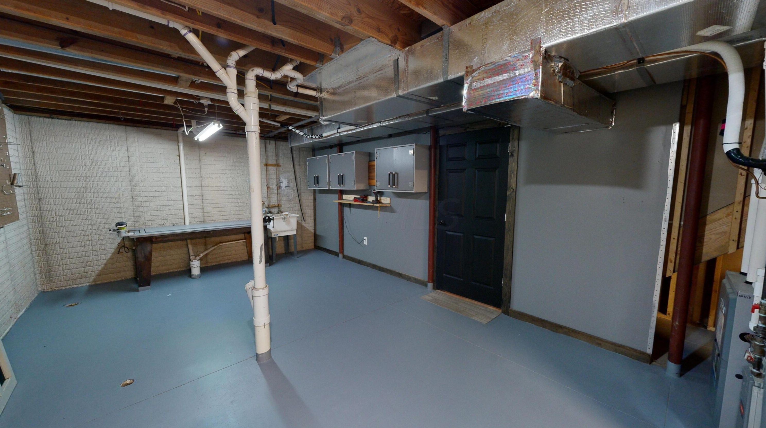 5867 Stoffer Rd, North Woodbury OH  44813-9361 exterior