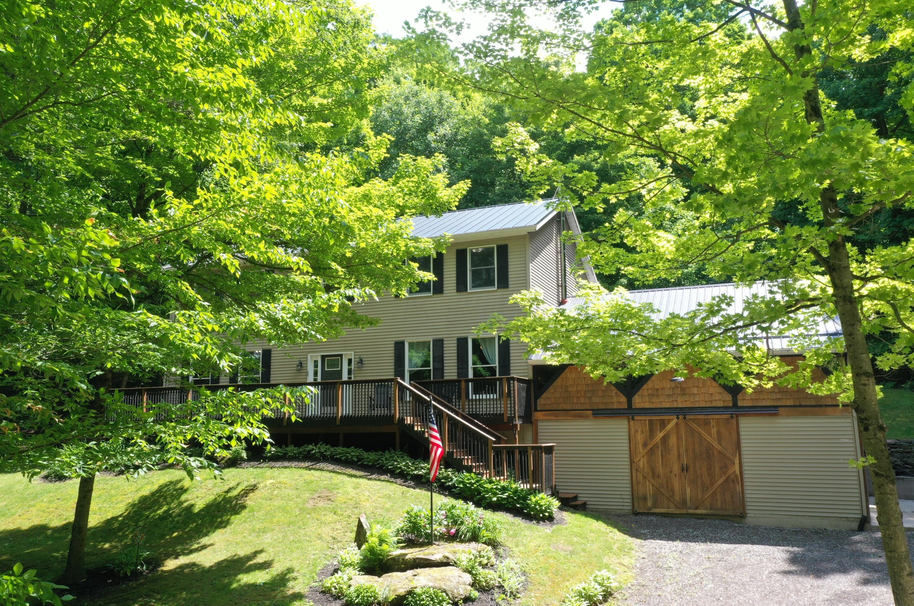5867 Stoffer Rd, North Woodbury OH  44813-9361 exterior
