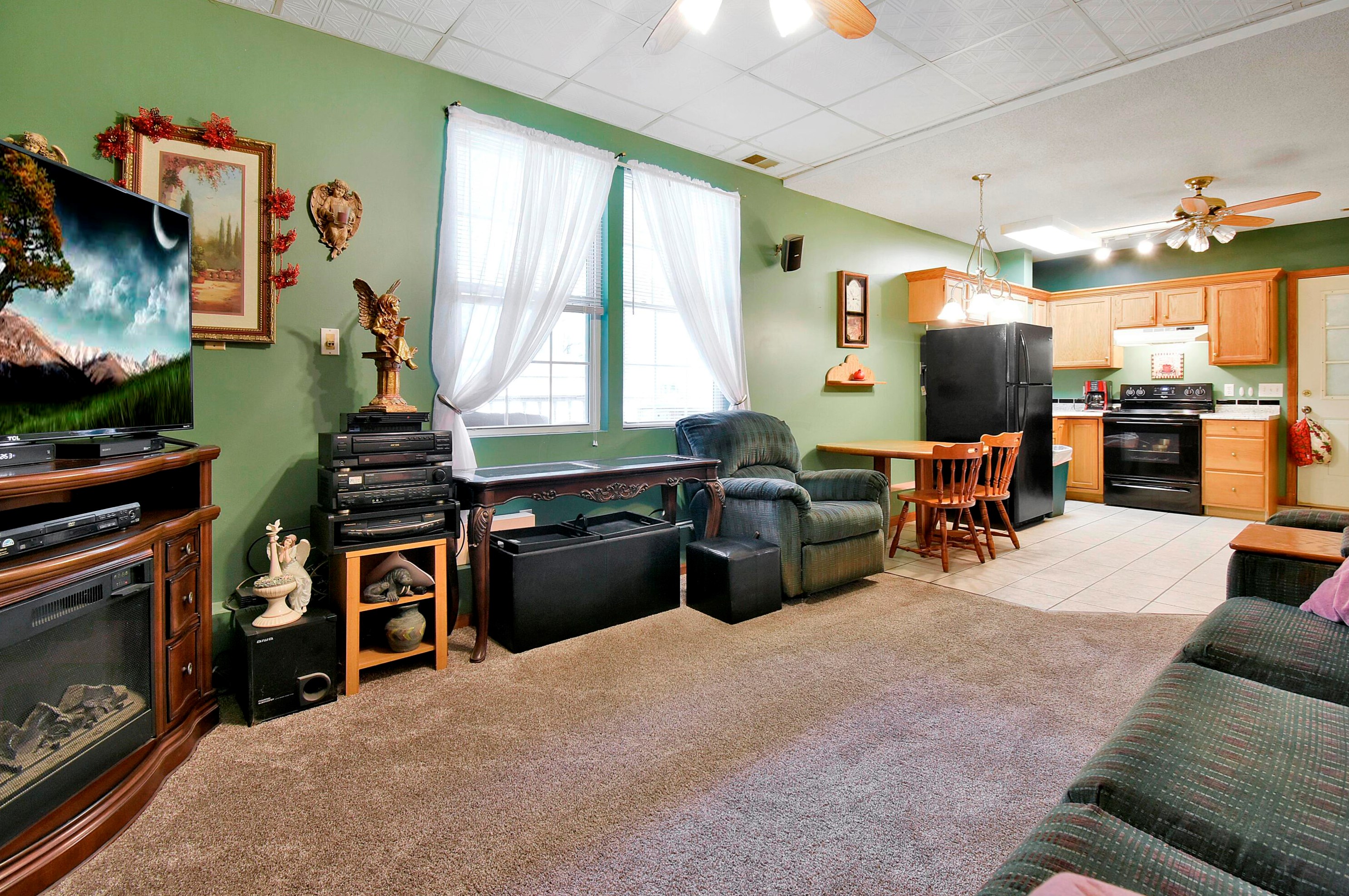 3243 Dixon Rd, Pataskala OH  43062-7803 exterior