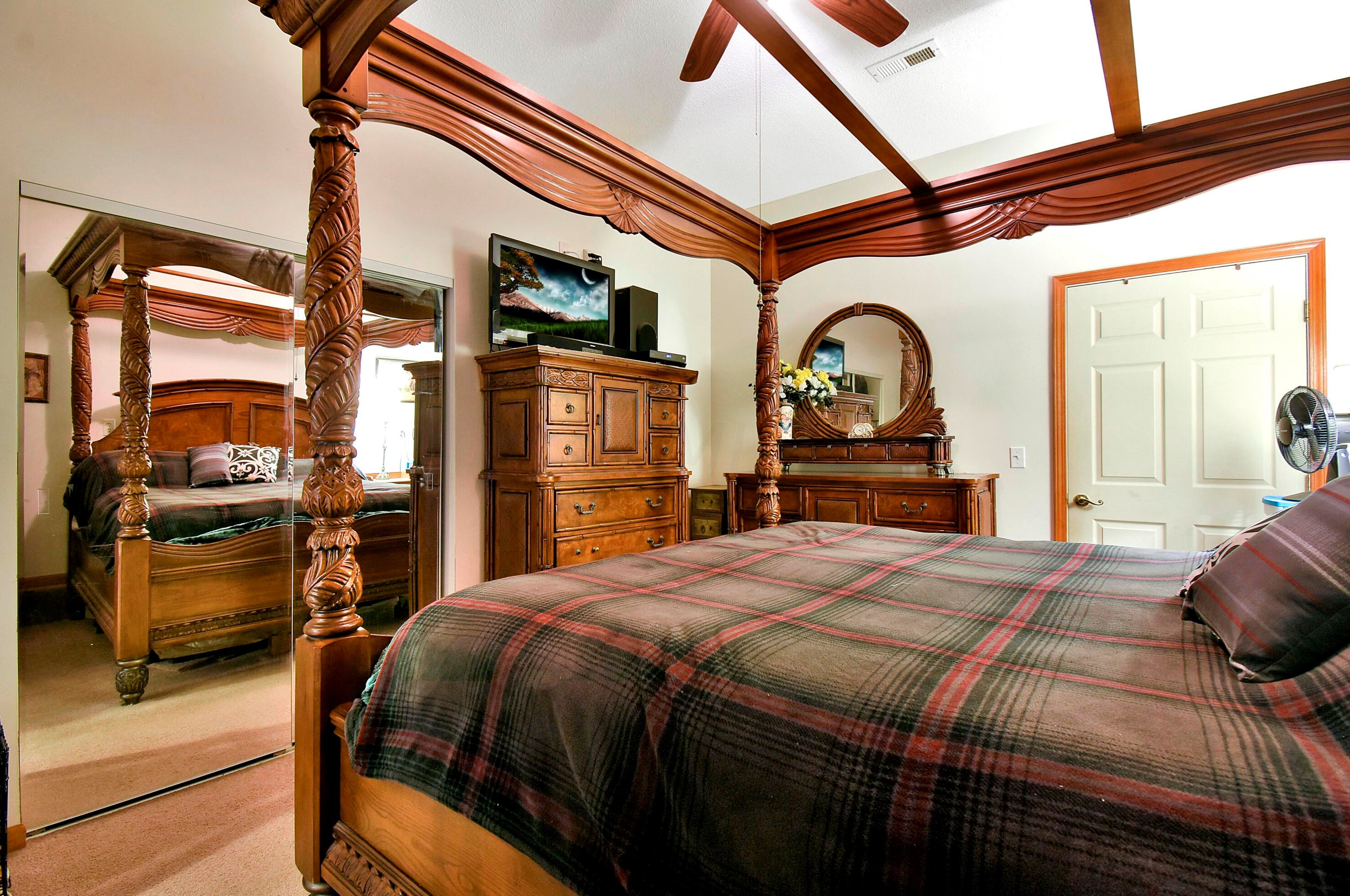 3243 Dixon Rd, Pataskala OH  43062-7803 exterior