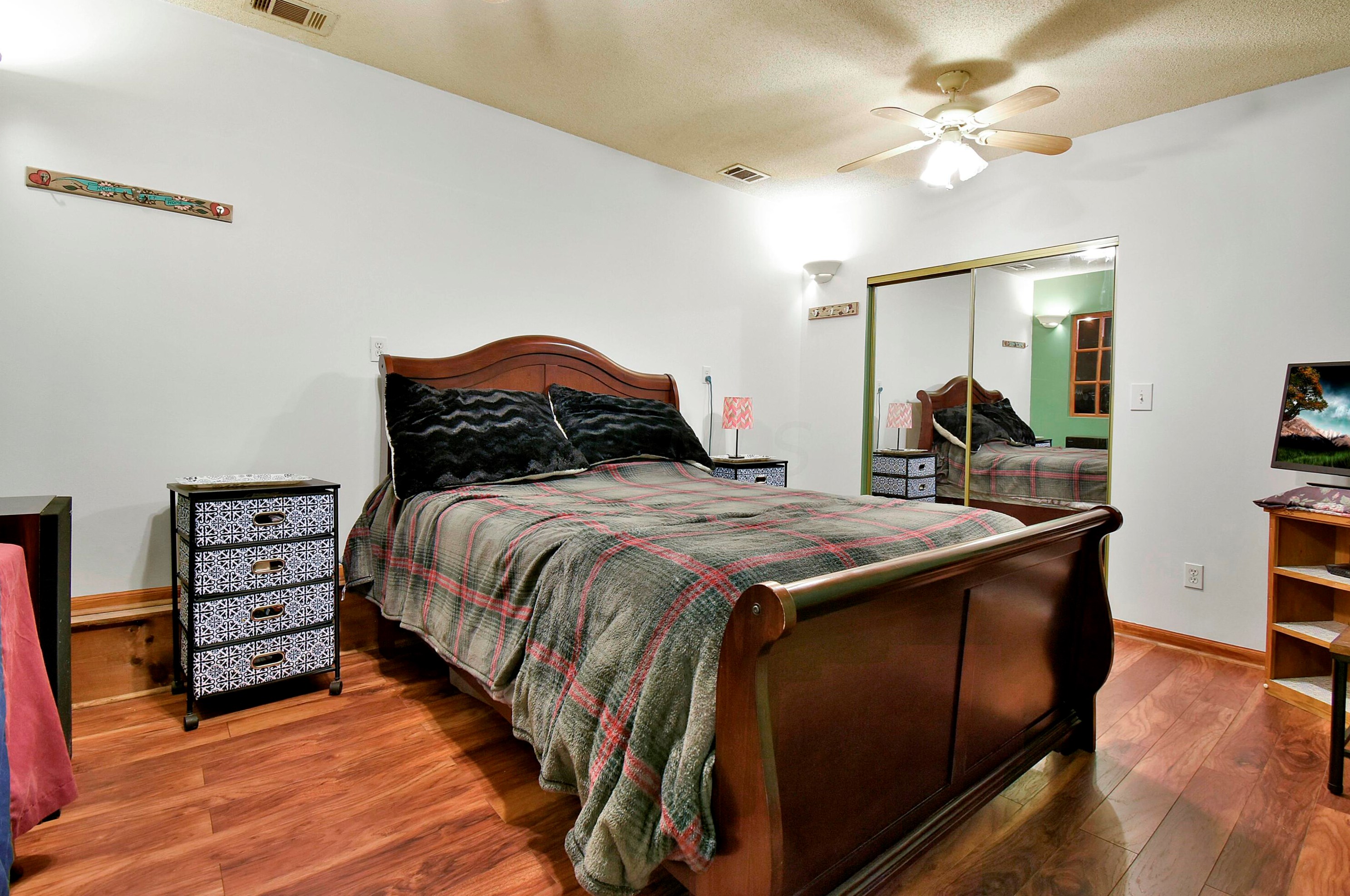 3243 Dixon Rd, Pataskala OH  43062-7803 exterior