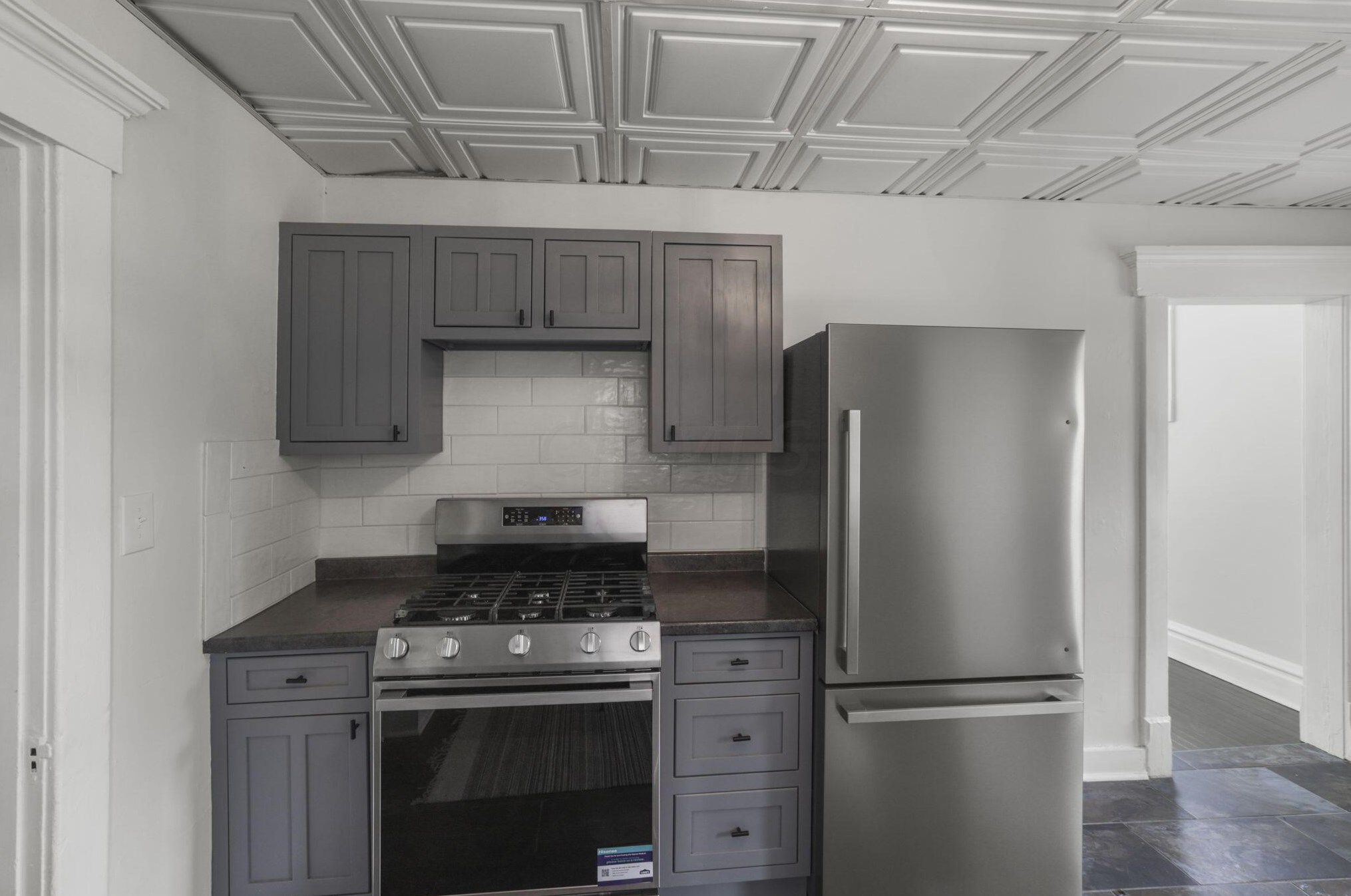 223 Monroe Ave, Columbus OH 43203-1443 exterior