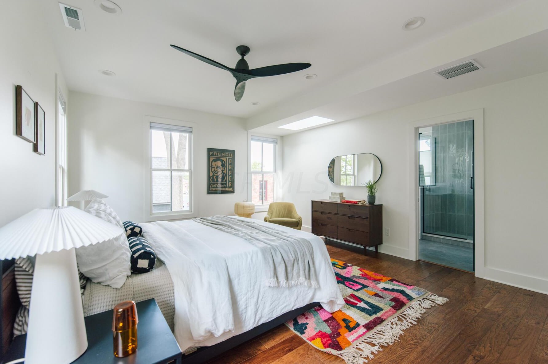 27 Monroe Ave, Columbus OH 43203-1857 exterior