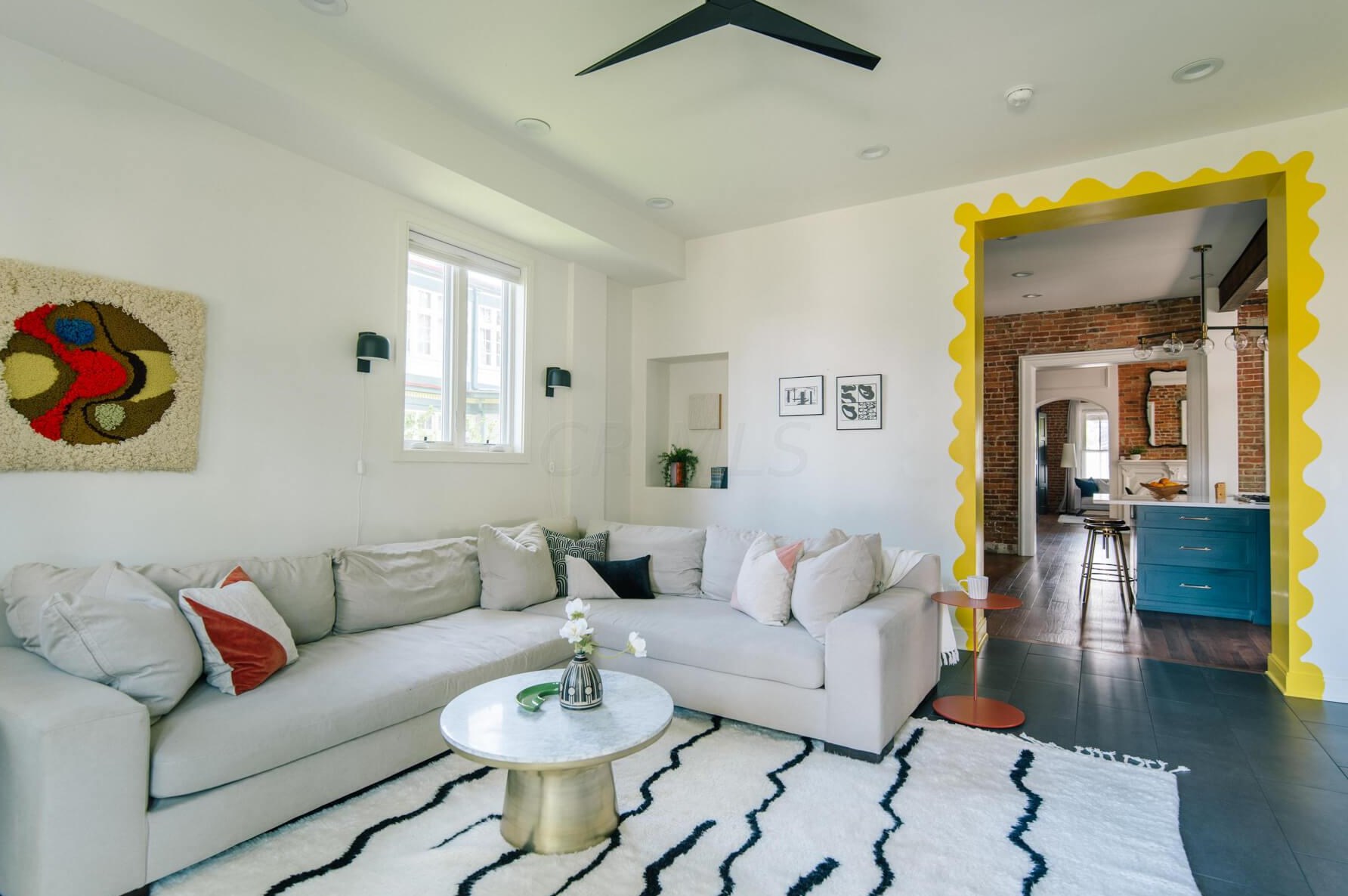 27 Monroe Ave, Columbus OH 43203-1857 exterior