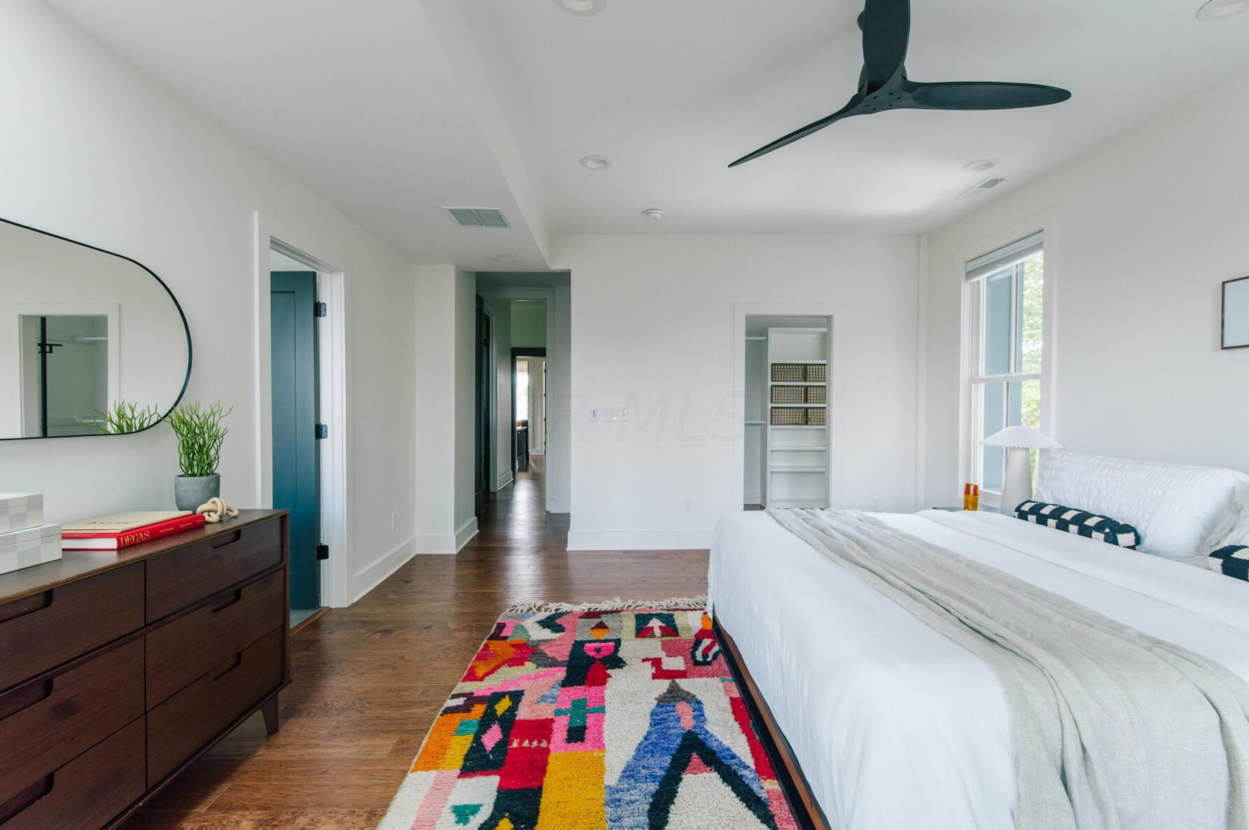 27 Monroe Ave, Columbus OH 43203-1857 exterior