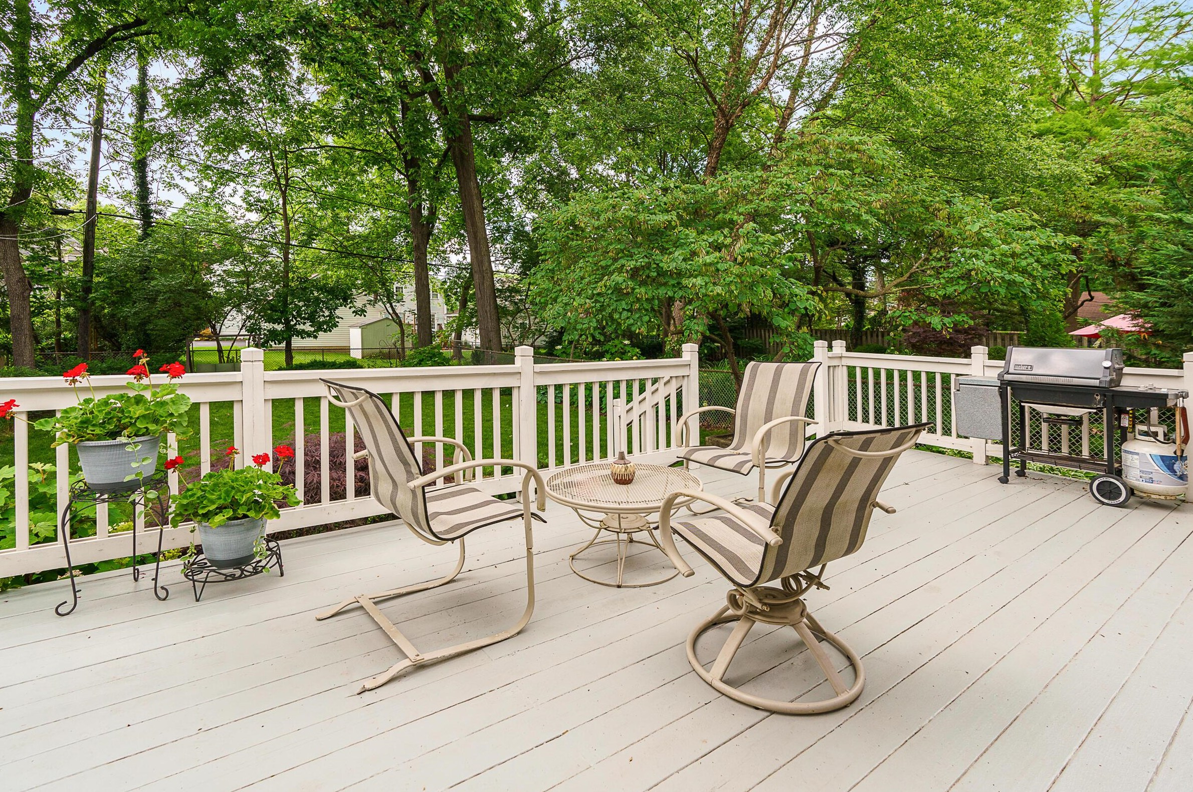 97 Roosevelt Ave, Columbus OH 43209-1160 exterior