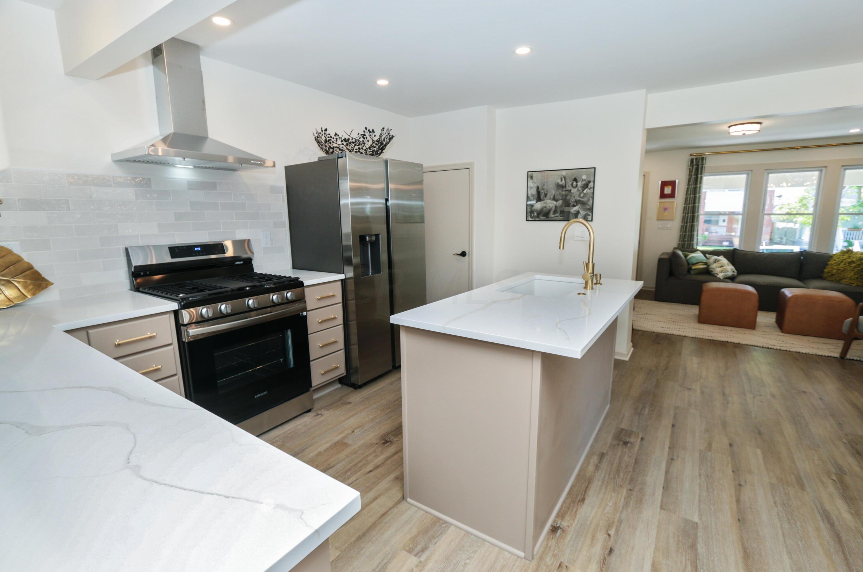 1124 Oakwood Ave, Columbus OH  43206-3116 exterior