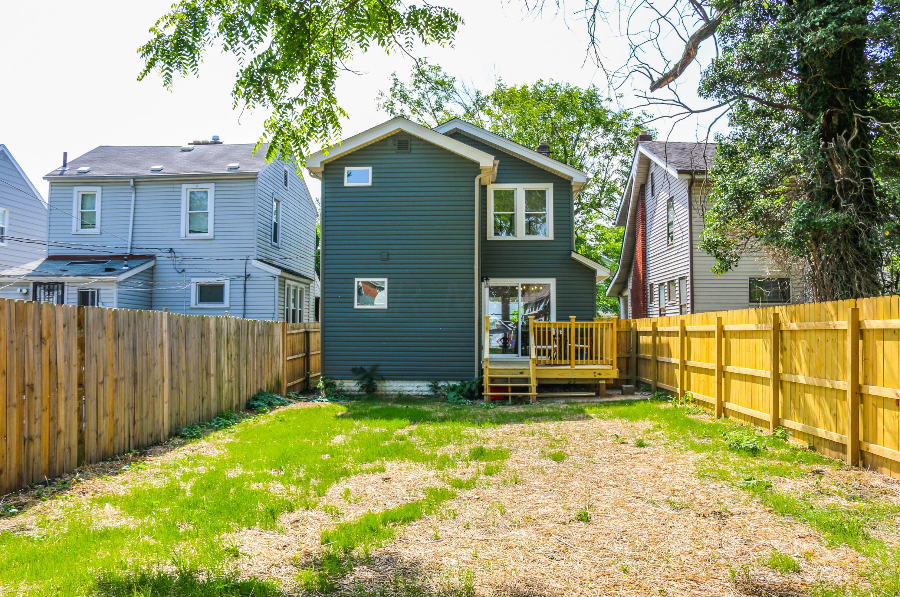 1124 Oakwood Ave, Columbus OH  43206-3116 exterior