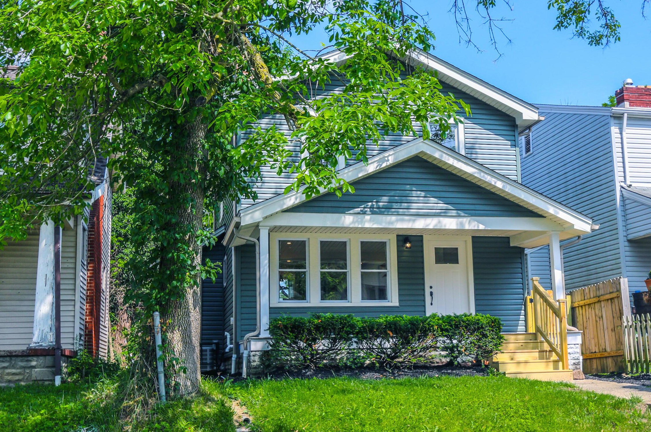 1124 Oakwood Ave, Columbus OH  43206-3116 exterior