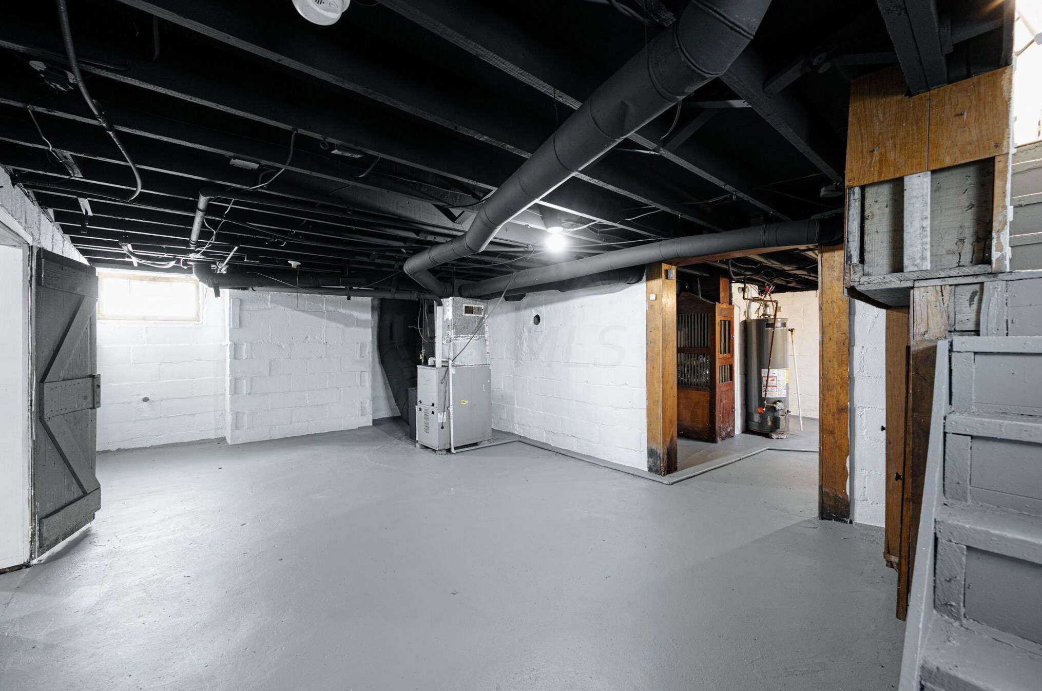 329 Warren Ave, Columbus OH  43204-3058 exterior