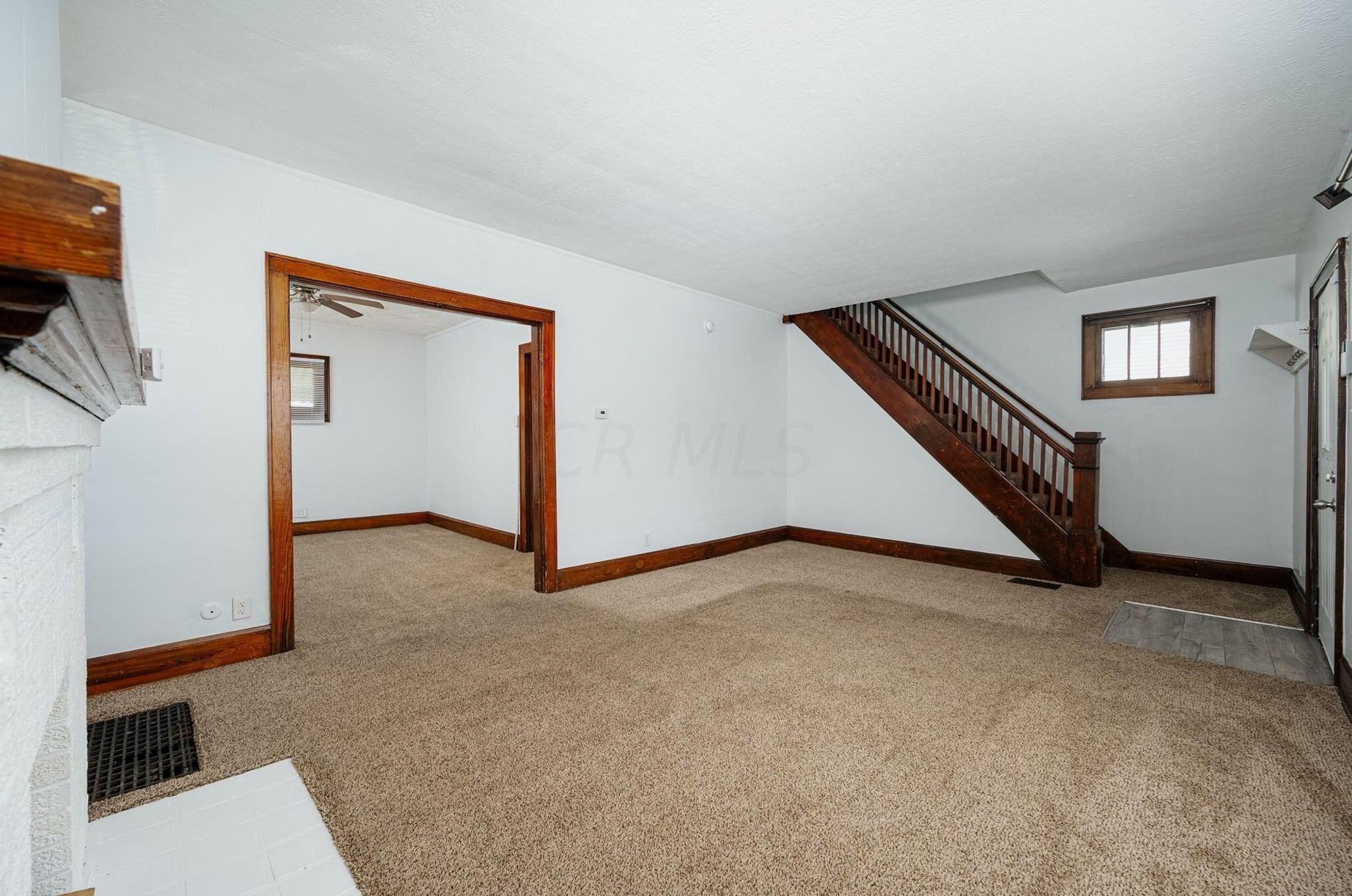 329 Warren Ave, Columbus OH  43204-3058 exterior