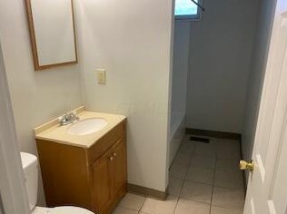 380 16 Ave, Columbus OH 43201-1709 exterior