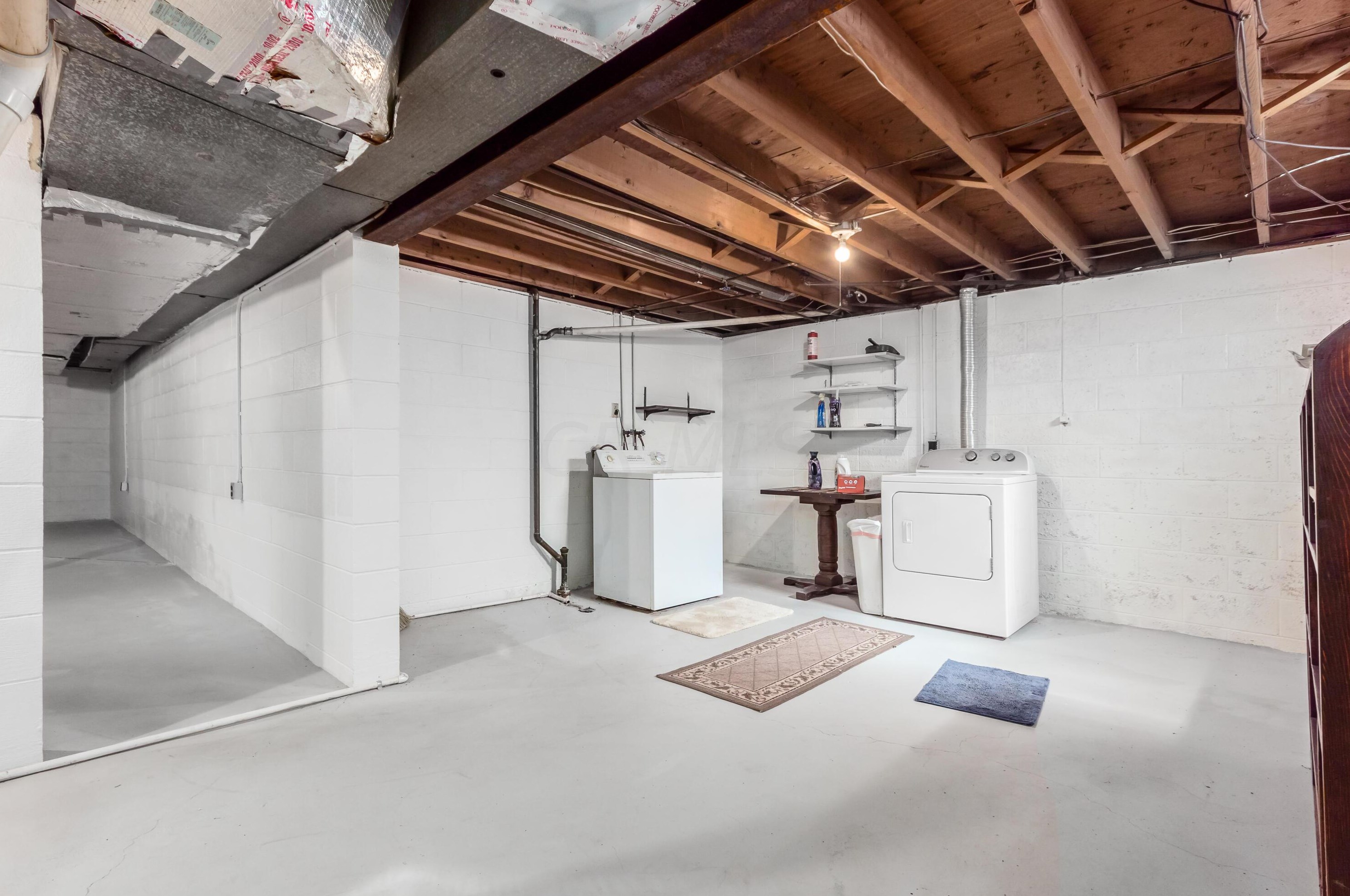 5628 Crawford, Columbus OH 43229-4124 exterior