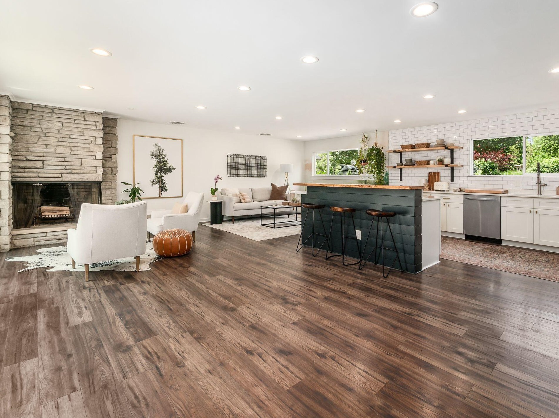 3801 Patricia Dr, Columbus OH 43220-4913 exterior