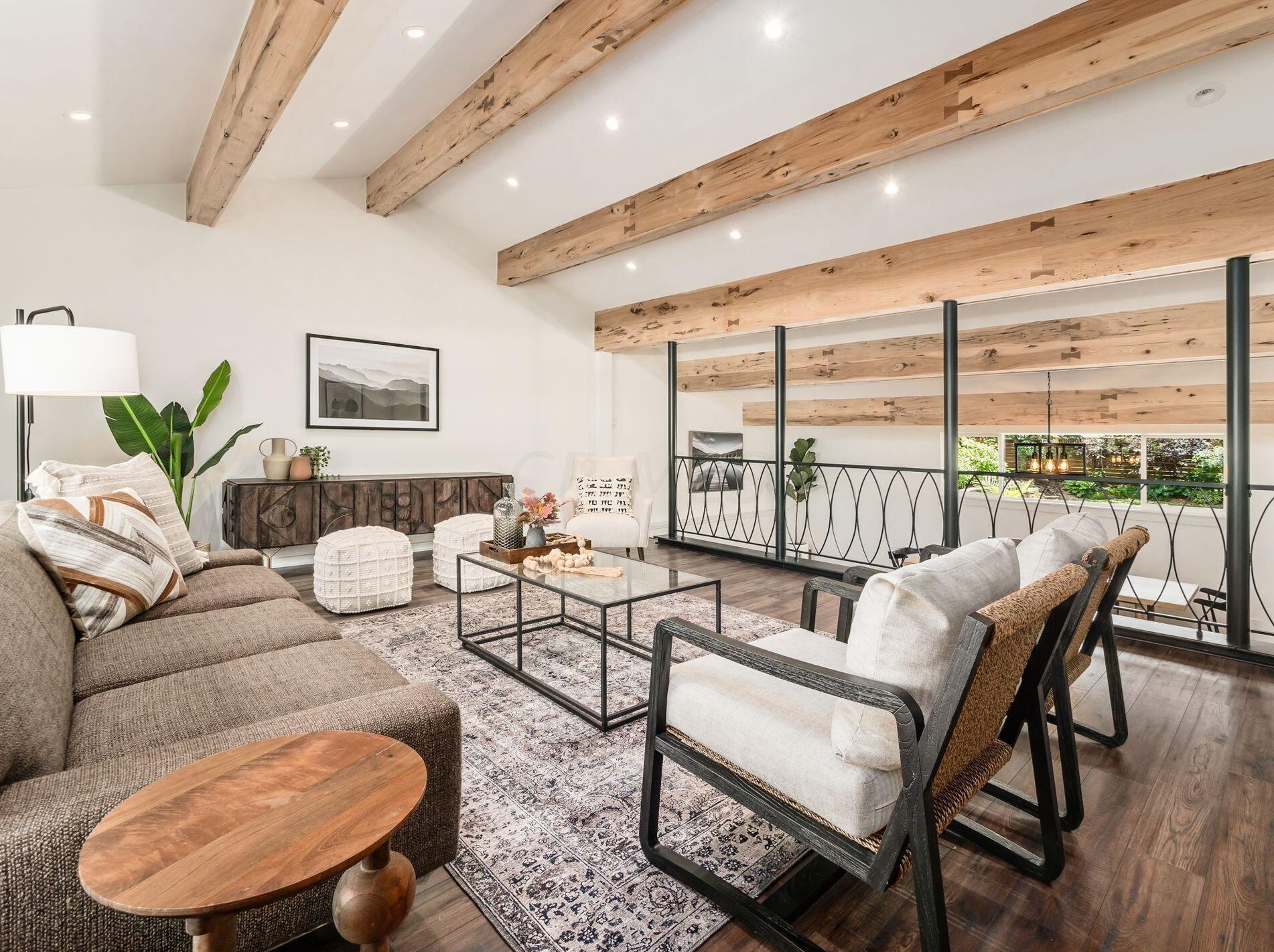 3801 Patricia Dr, Columbus OH 43220-4913 exterior